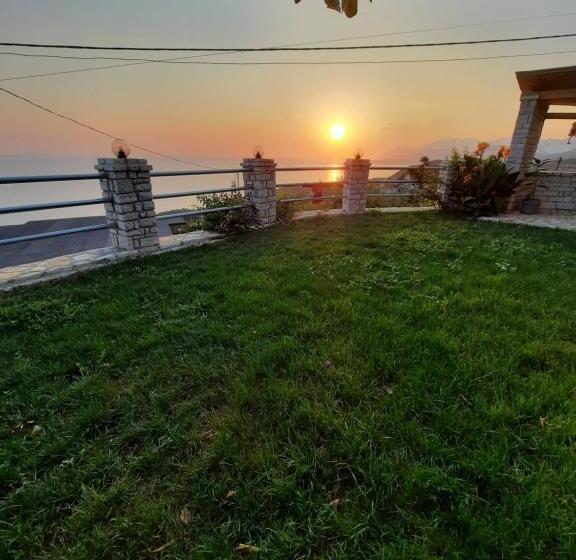 膳宿费 Eduard Lagji Apartament