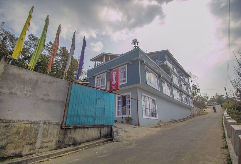 Gompus Paradise And Resort