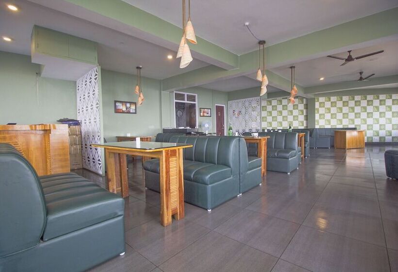 Gompus Paradise And Resort