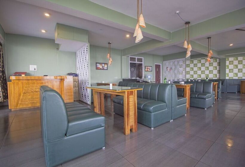 Gompus Paradise And Resort