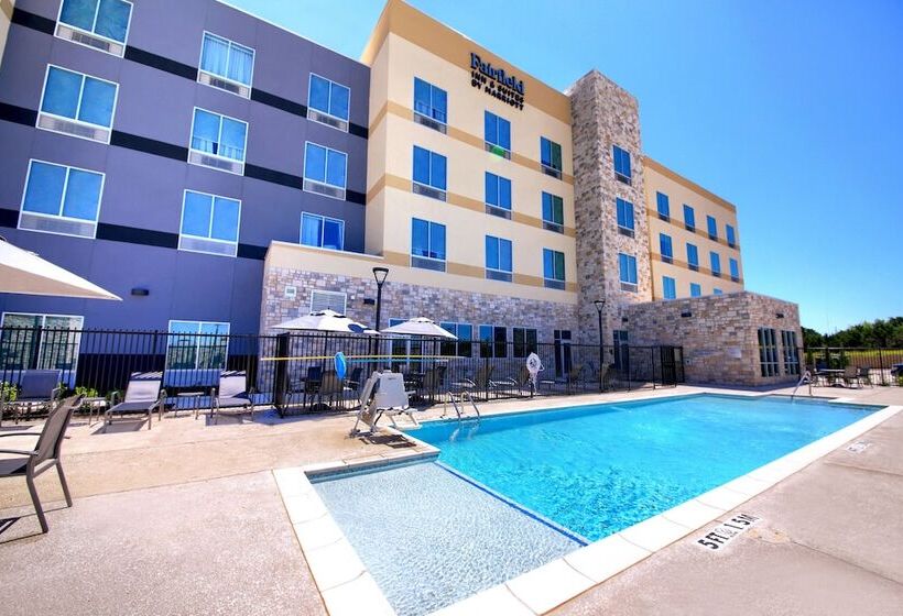 فندق Fairfield Inn & Suites By Marriott Dallas Cedar Hill