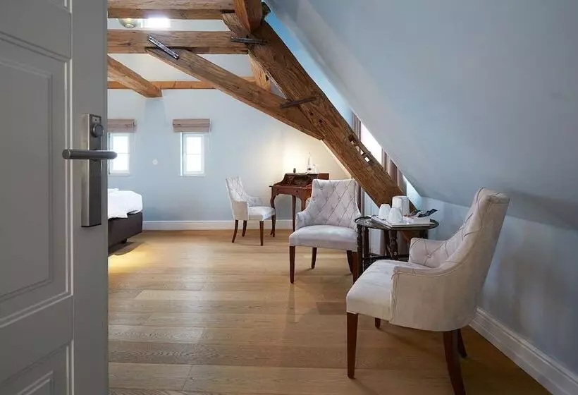 Hotelli Gut Leben Am Morstein