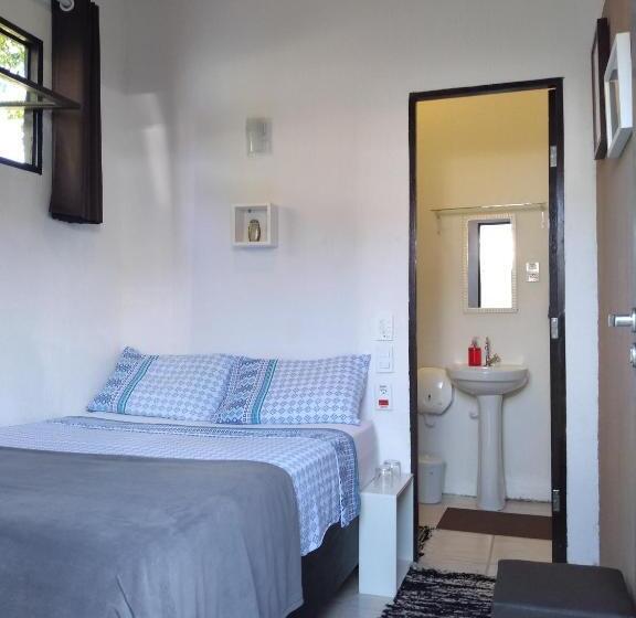 Общежитие Trip Maresias Suítes