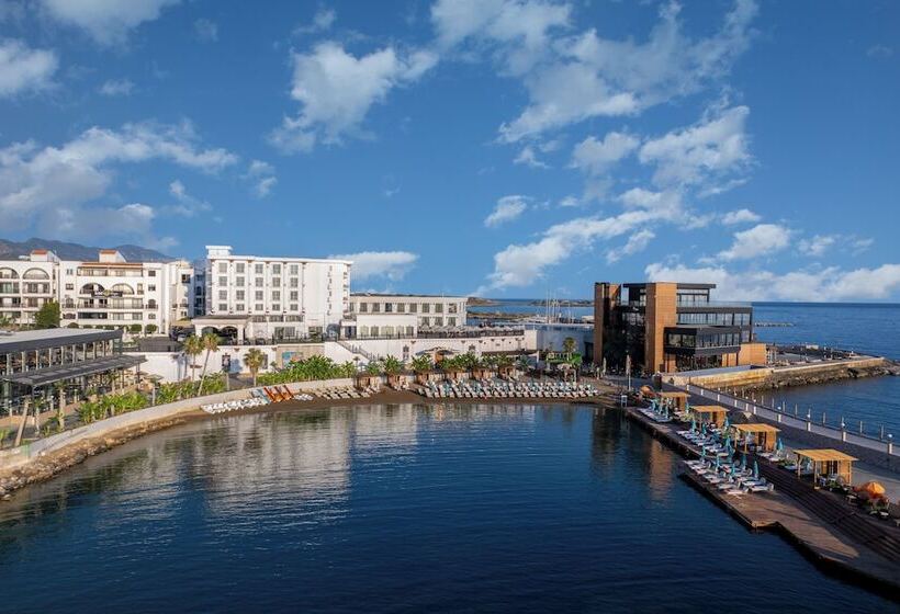 Les Ambassadeurs Hotel Casino&marina