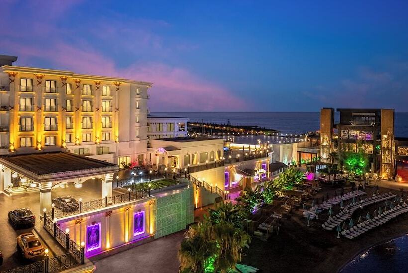 Les Ambassadeurs Hotel Casino&marina