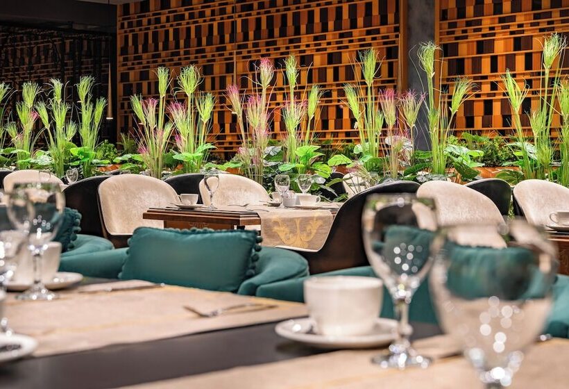 Les Ambassadeurs Hotel Casino&marina