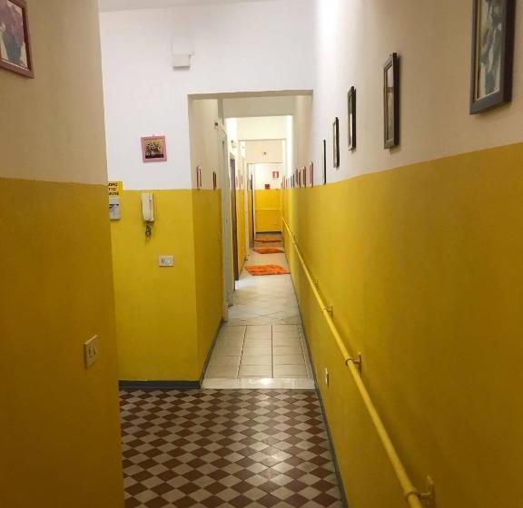 پانسیون Cataniaroyal