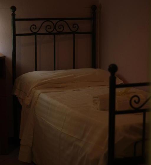 پانسیون Cataniaroyal