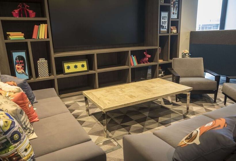 Village Hotel Bristol Filton