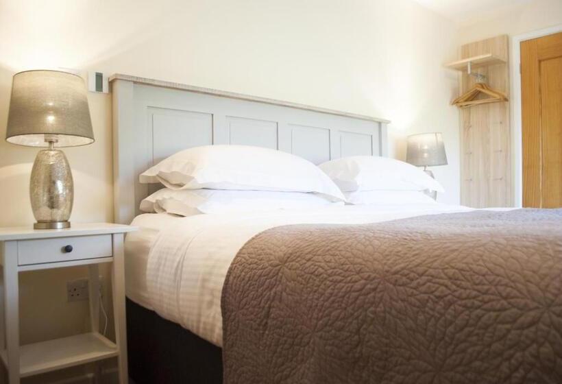 Bed and Breakfast Stone Lodge