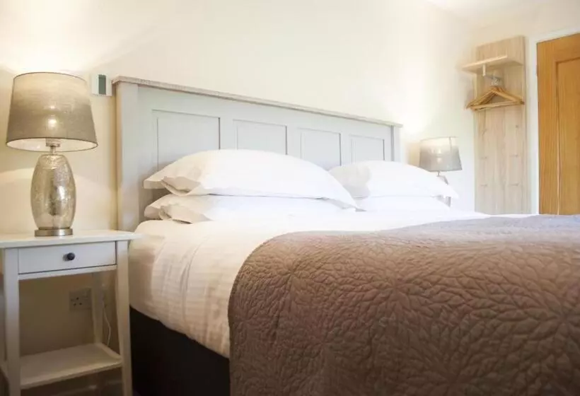 Aamiaismajoitus (B&B) Stone Lodge