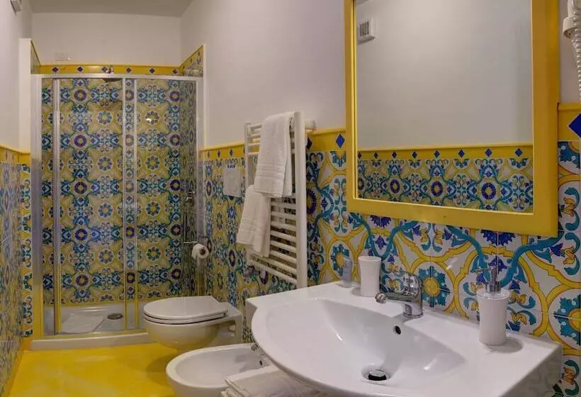 هتل Agriturismo La Peppina