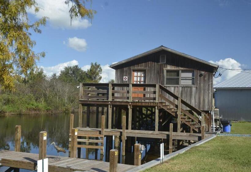 ホテル Camp Mack, A Guy Harvey Lodge