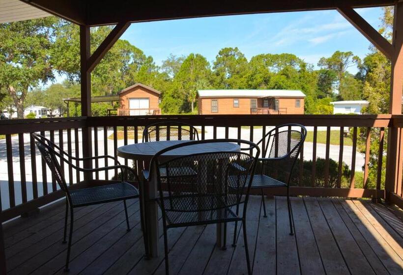 ホテル Camp Mack, A Guy Harvey Lodge