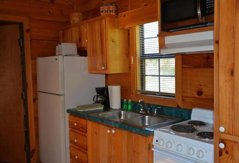 ホテル Camp Mack, A Guy Harvey Lodge