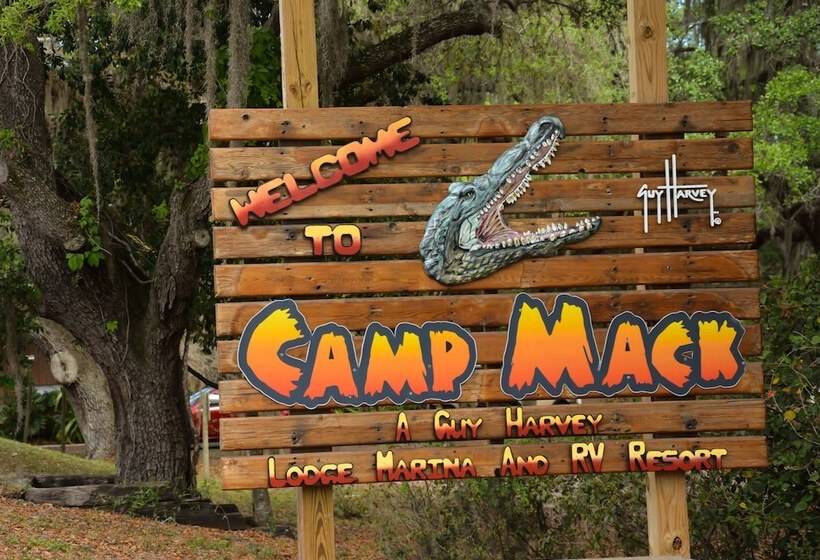 ホテル Camp Mack, A Guy Harvey Lodge