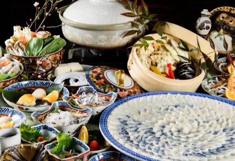 Пансион Tanuki Japanese Traditional Style House