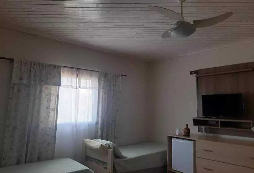 ユースホステル Pousada Recanto Feliz Itatiba