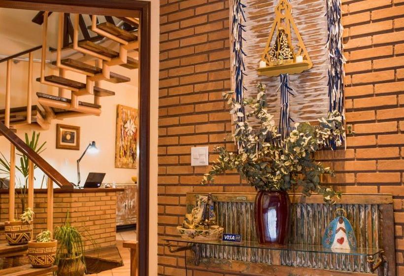 Общежитие Rogai Hotel Pousada