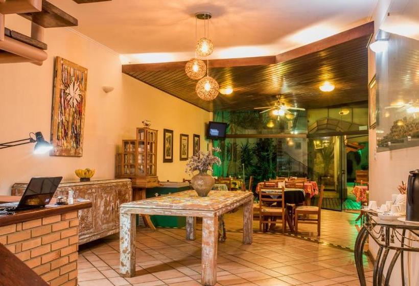 Общежитие Rogai Hotel Pousada