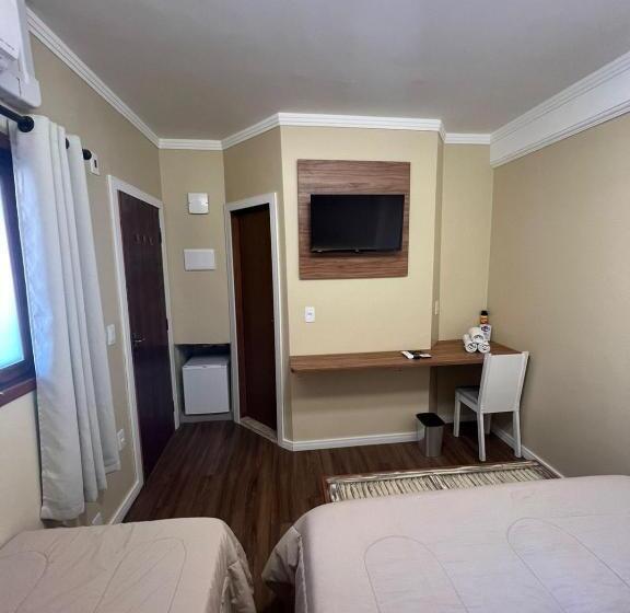 Общежитие Rogai Hotel Pousada