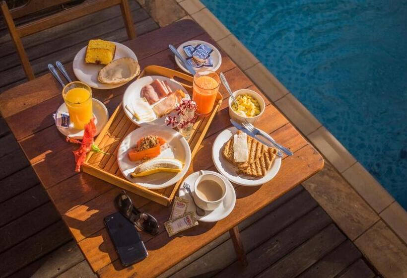 Общежитие Rogai Hotel Pousada