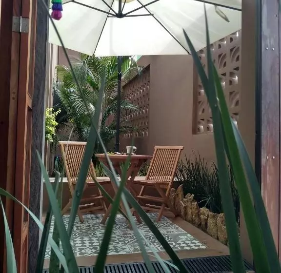 Casa 5 Bed & Breakfast