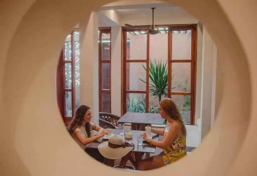 Casa 5 Bed & Breakfast