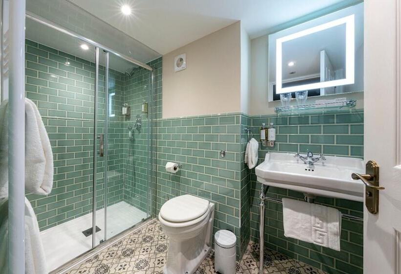 בית מלון כפרי Eight