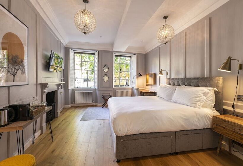 בית מלון כפרי Eight