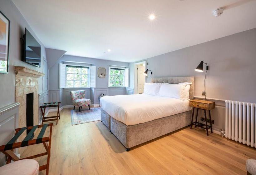 בית מלון כפרי Eight