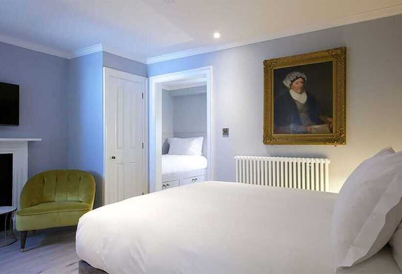 בית מלון כפרי Eight