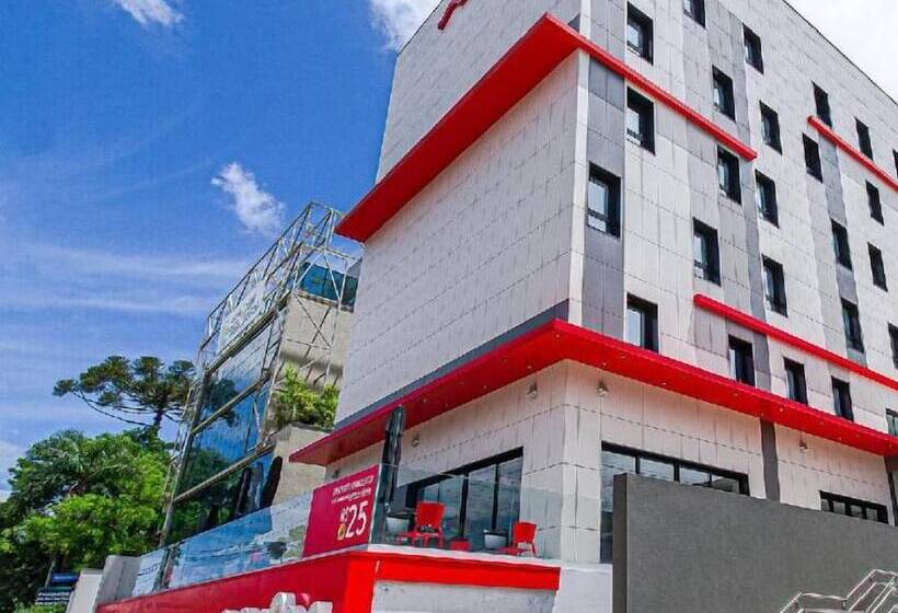 فندق Moov Curitiba