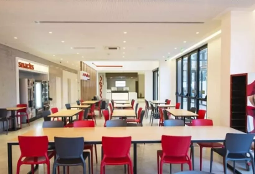 ホテル Moov Curitiba