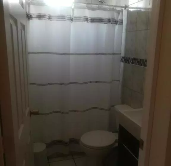 پانسیون Casa Huespedes Angoba