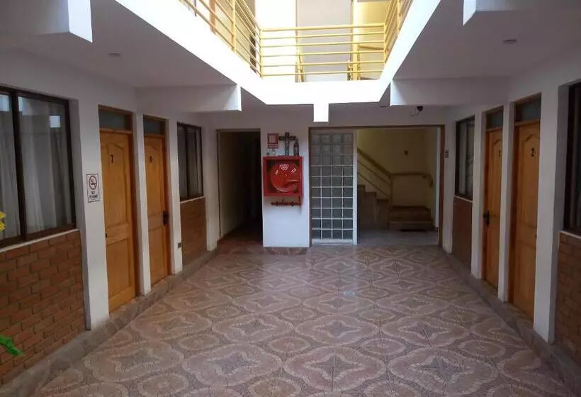 پانسیون Casa Huespedes Angoba