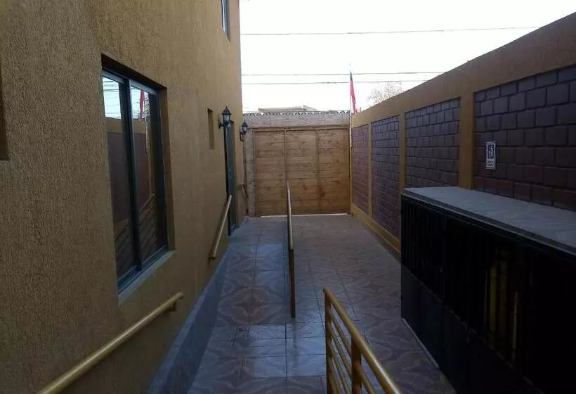 پانسیون Casa Huespedes Angoba