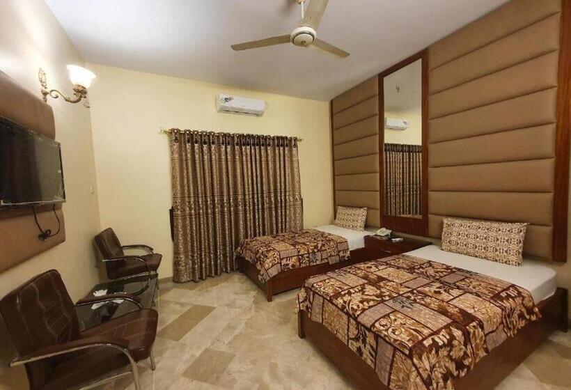 پانسیون Imperial Inn Karachi