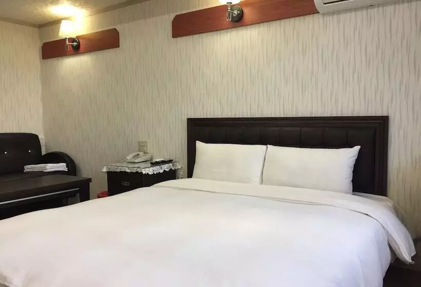 Hotelli King Lo Tung