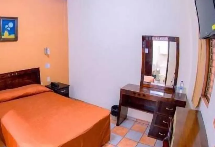 ホテル Los Girasoles