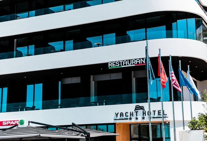 בית מלון כפרי Yacht