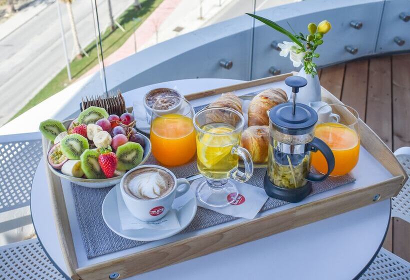 בית מלון כפרי Yacht