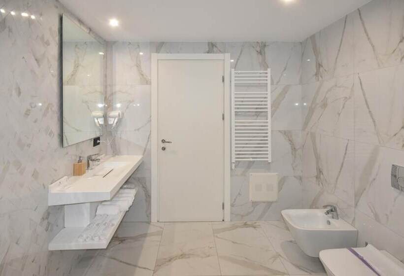 בית מלון כפרי Yacht