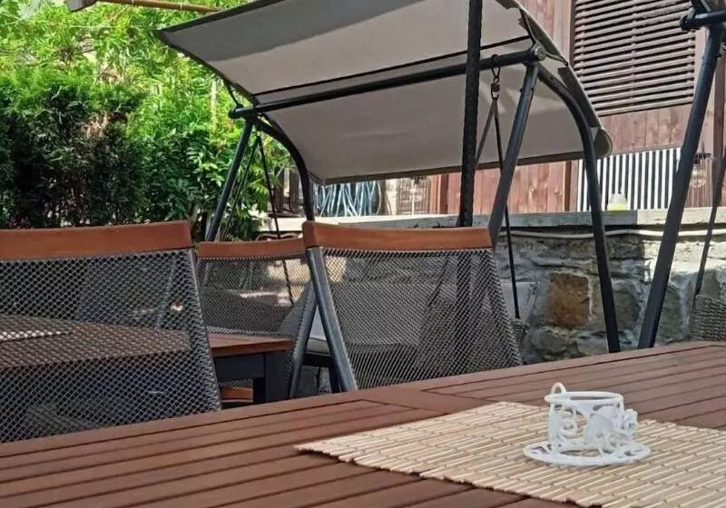 پانسیون History Inn Unique Guest House