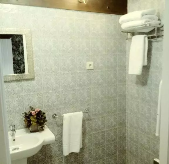 Majatalo La Fonda De Candeleda