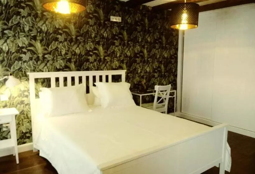 Majatalo La Fonda De Candeleda