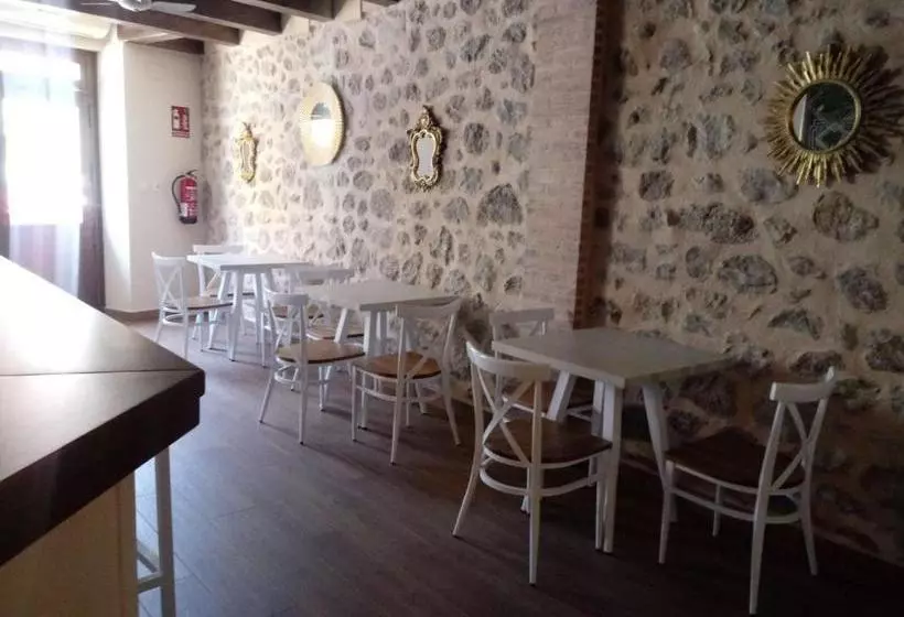 Majatalo La Fonda De Candeleda