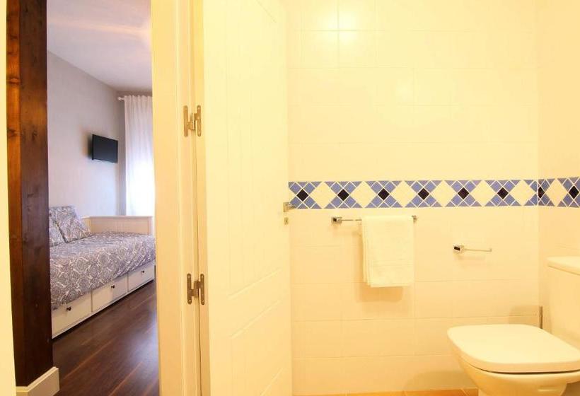 پانسیون La Fonda De Candeleda