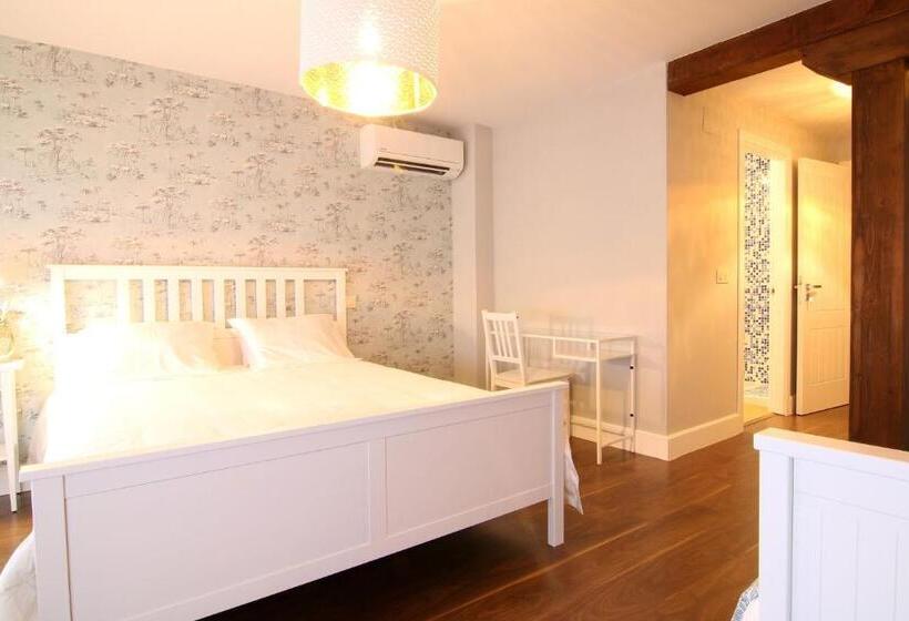 پانسیون La Fonda De Candeleda