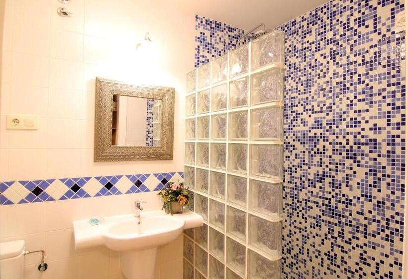 پانسیون La Fonda De Candeleda